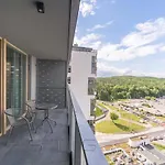 Prestige Modern Tower 公寓 *