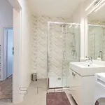 Prestige Modern Tower 公寓