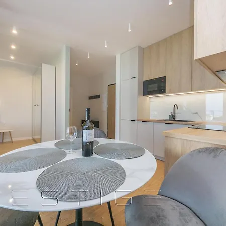 Prestige Modern Tower דירה *