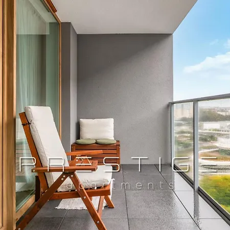 Prestige Modern Tower * 格丁尼亚